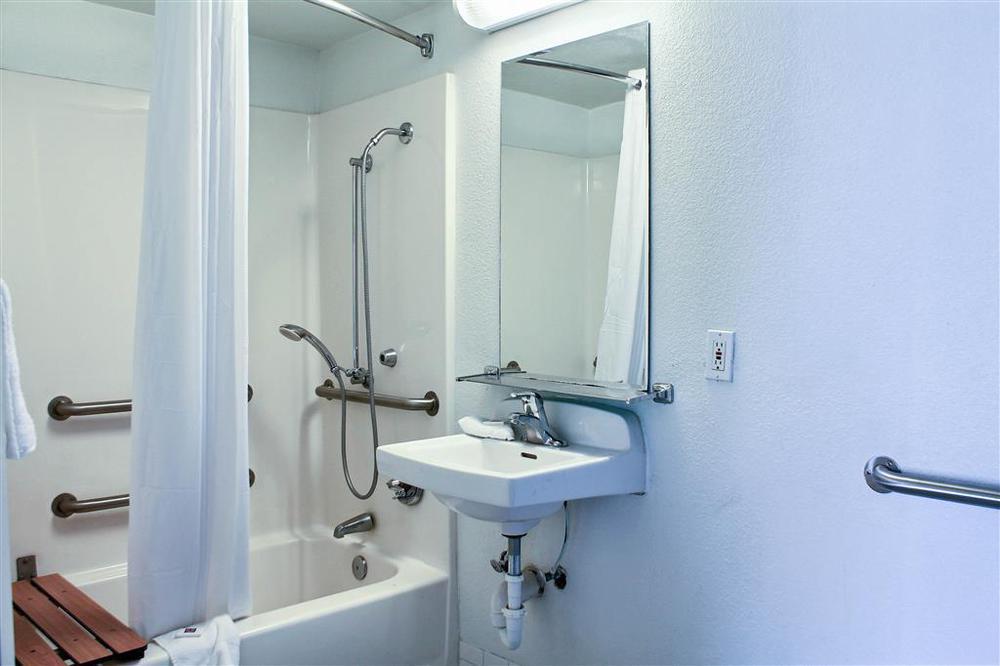 Motel 6-Bakersfield, Ca - Convention Center ห้อง รูปภาพ