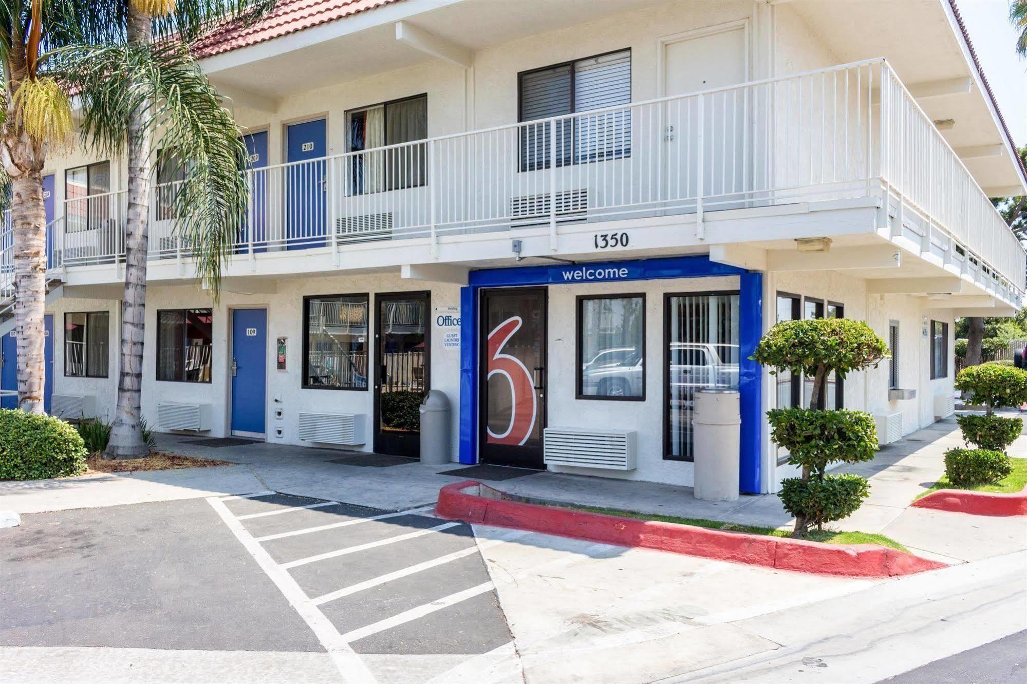 Motel 6-Bakersfield, Ca - Convention Center ภายนอก รูปภาพ